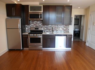 2532 30th Dr APT 4D, Astoria, NY 11102