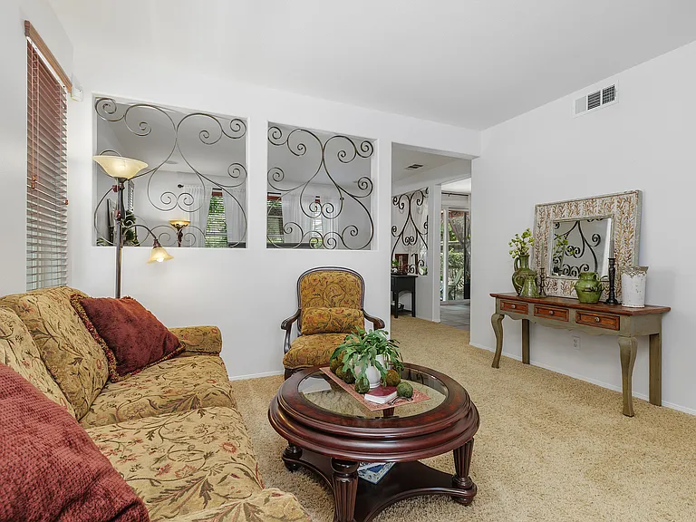 35839 Crickhowell Ave — Photo 5