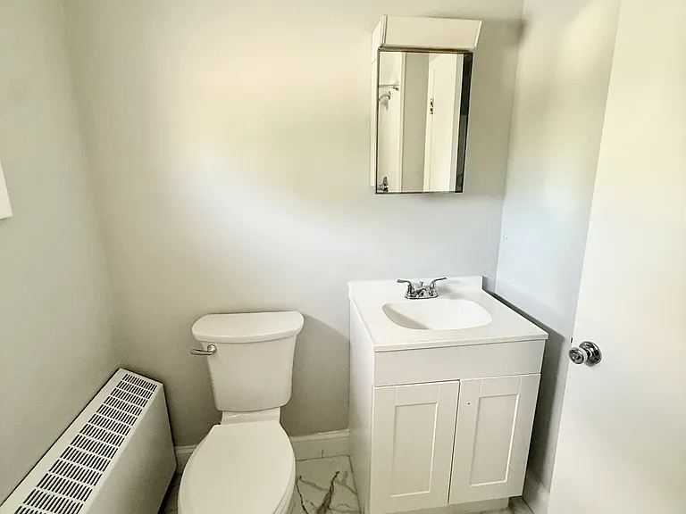 38 Veranda St #6 — Photo 6