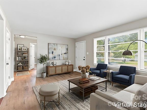 3rd image of 3708 Carlyle Dr