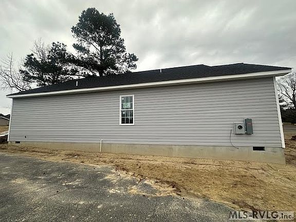 4th image of 209 Purdy Rd