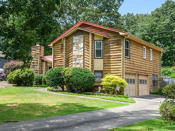 4th image of 2340 Dalton Dr