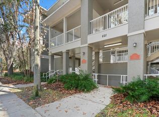 621 SW 10th St APT 204, Gainesville, FL 32601
