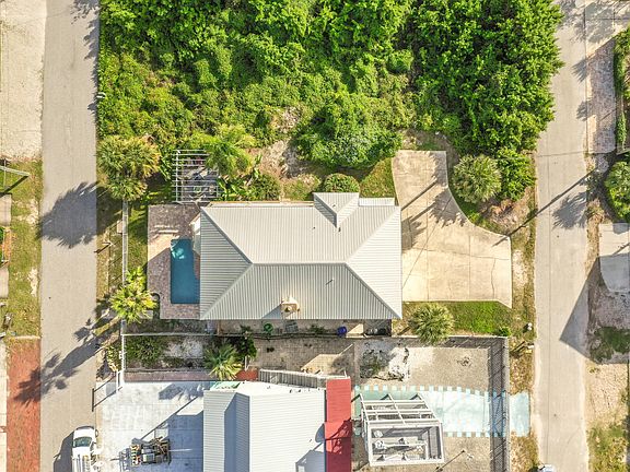 4th image of 5038 Alta Vista Ave