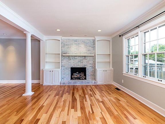 5th image of 1418 Spainwood St