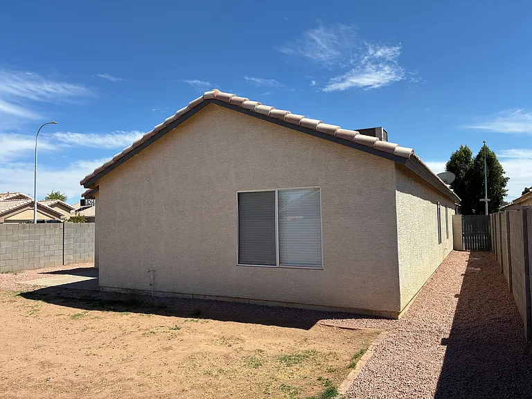 10422 W Windsor Blvd — Photo 44