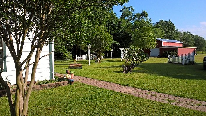 Quiet, peaceful community