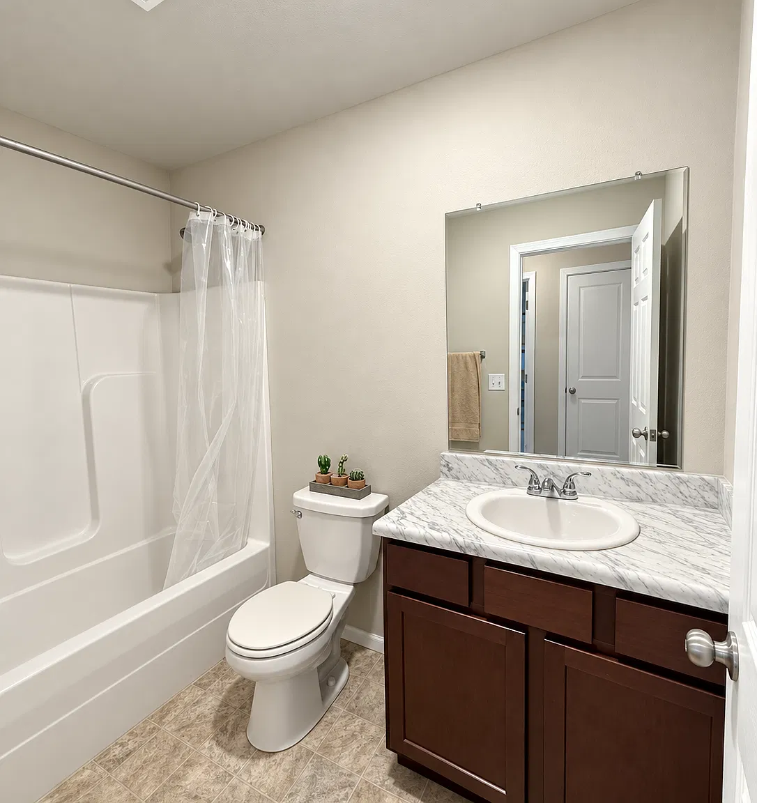 3 bed, 1216 sqft, $1,600 — Photo 3