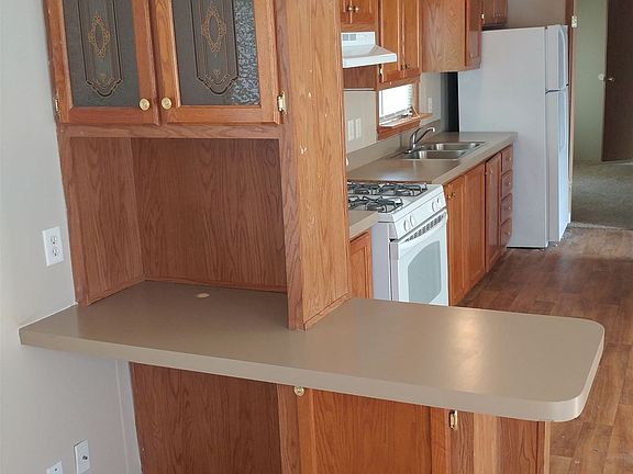 4th image of 15 Saint Peters Dr