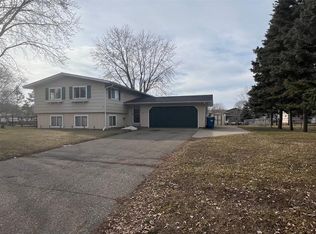109 17th Ave SE, Saint Joseph, MN 56374