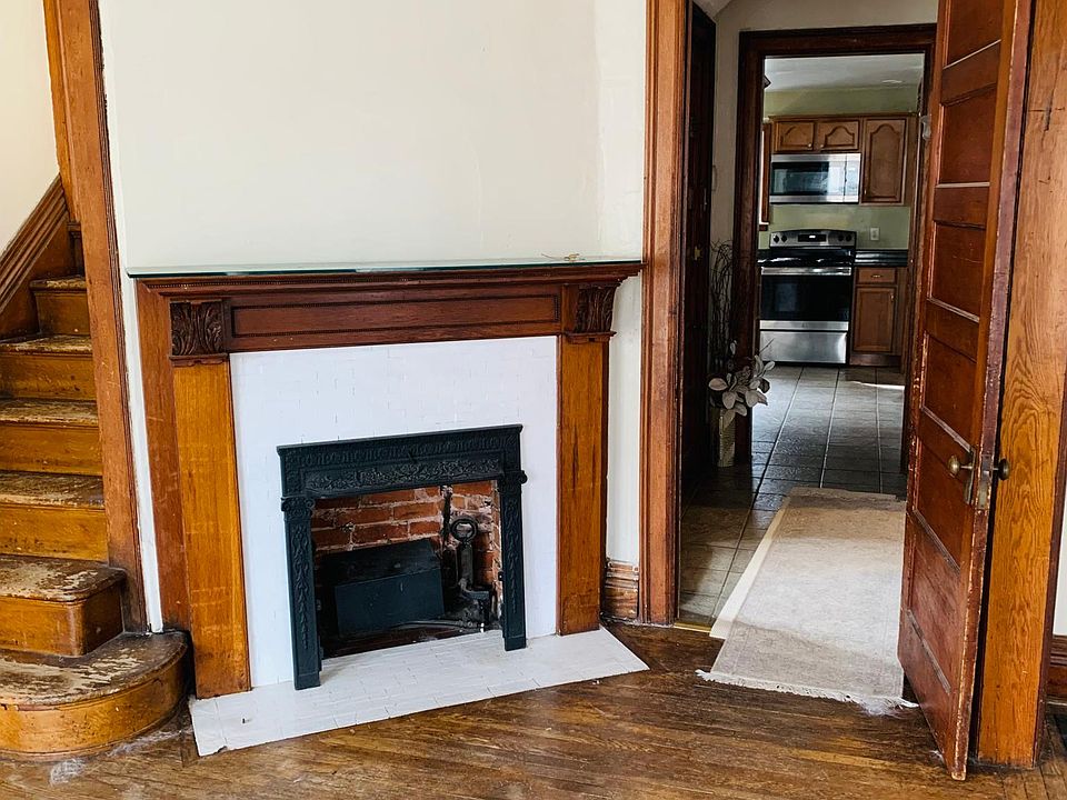 1st image of 489 Auburn Ave