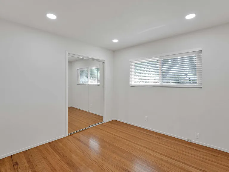 4029 Park Blvd — Photo 20