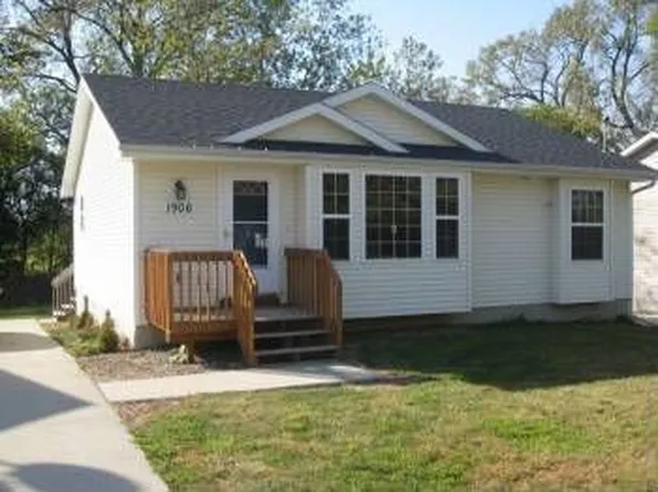 1906 SE 9th St, Des Moines, IA 50315