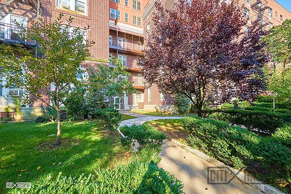 Rented by Citi Habitats | media 16