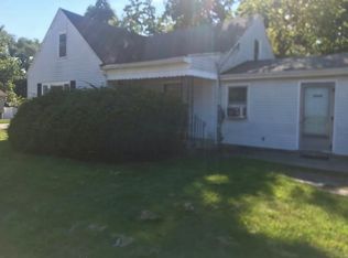 839 Newport Ave FLOOR 2, Attleboro, MA 02703