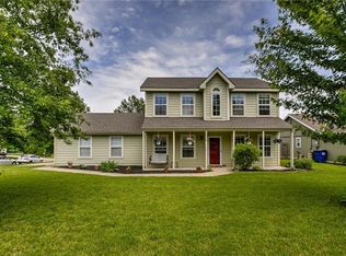 2908 Whitmore Dr, Lawrence, KS 66046