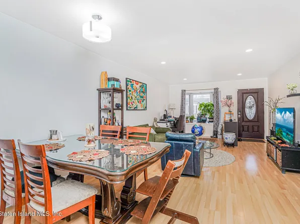 62 Lyceum Court image 3 of 14