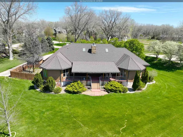 938 Spyglass Ct, Dakota Dunes, SD 57049