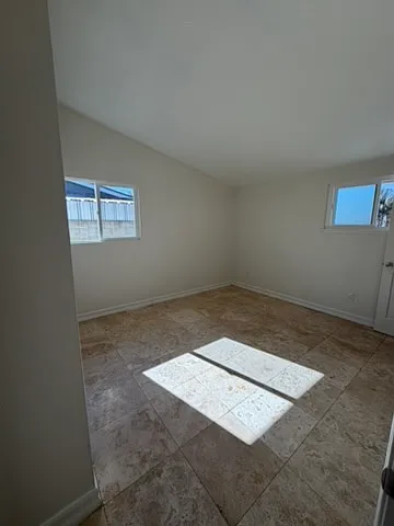 8920 Haskell St — Photo 12