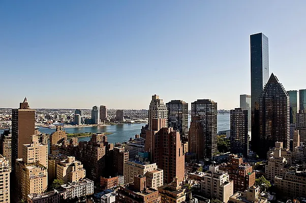 Sold by CORE | media 7