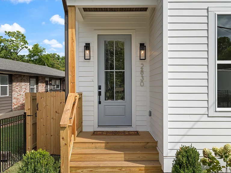 2830 Clifton Ave — Photo 3