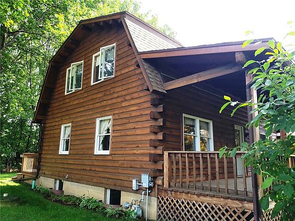 3rd image of 3731 Wildwood Dr
