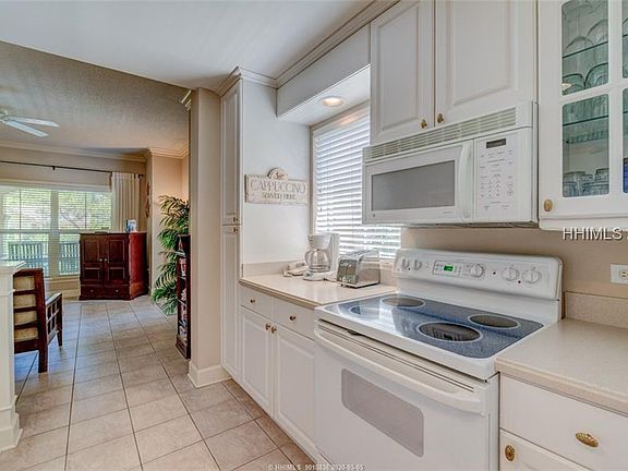 3rd image of 3 Forest Beach Dr Unit 206