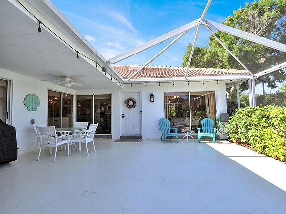 2nd image of 9701 Chapman Oak Court