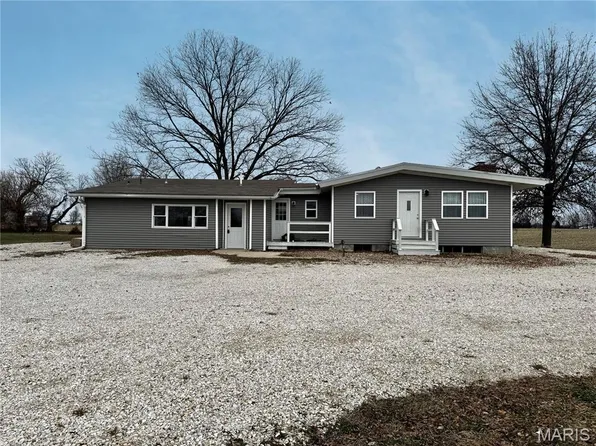 405 E Main St, Lewistown, MO 63452