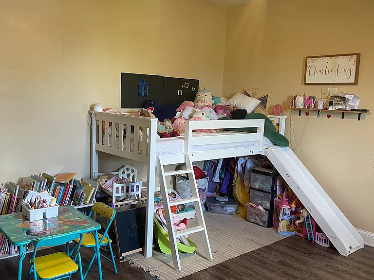 432 E East St — Photo 34