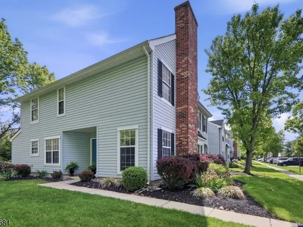 601 Lindsley Ct, Burlington Twp., NJ 08016
