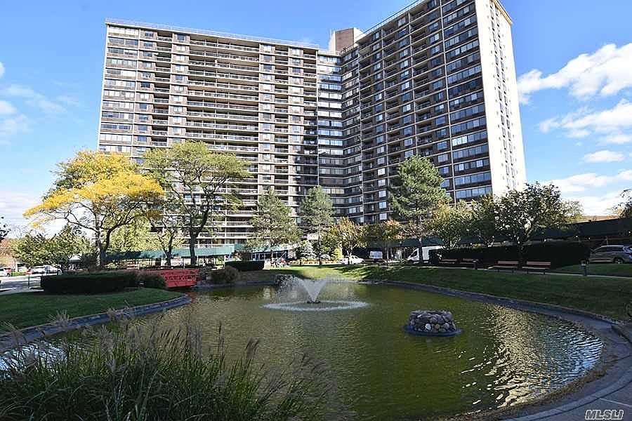 1st image of 2 Bay Club Dr APT 12M