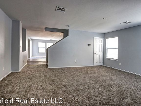 5th image of 11901 Giles St #C3