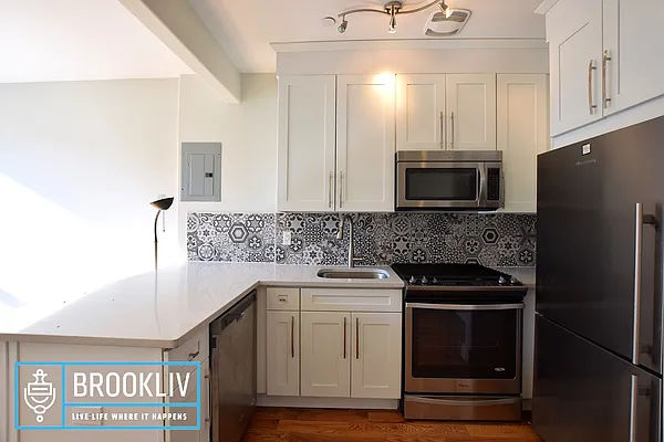 Rented by null | media 5