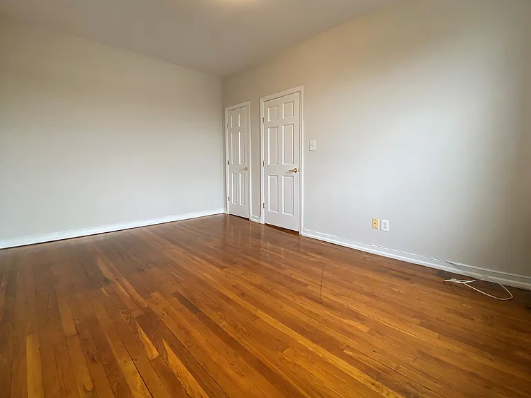 711 Ocean Ave #EG — Photo 9