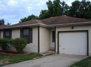 3012 W Hovey St, Springfield, MO 65802