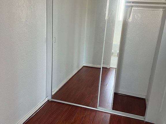 2nd image of 209 W Elk Ave APT 21