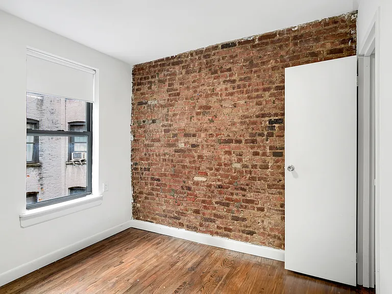 214 E 82nd St #27 — Photo 5