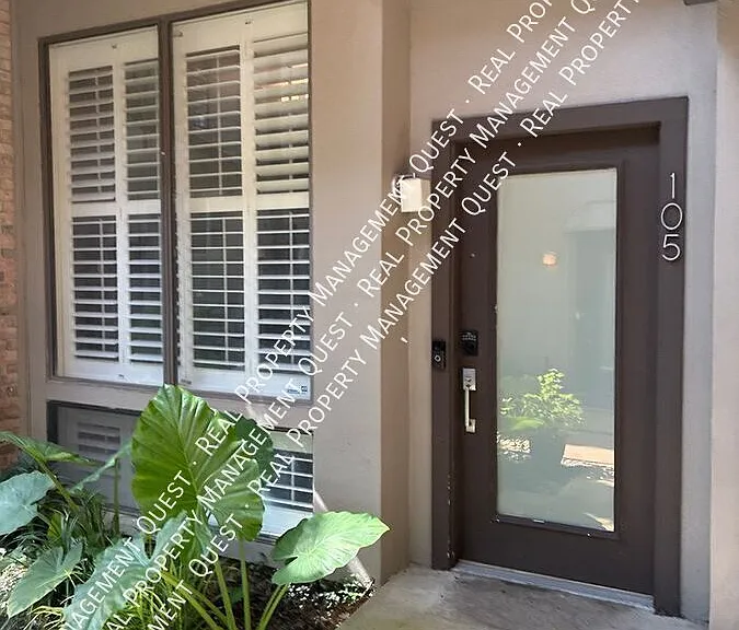3948 Buena Vista St #105 — Photo 1