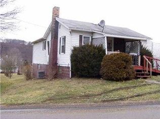 900 1st Ave, East Brady, PA 16028