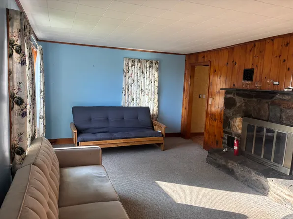 2671 Higley Hill Rd, Wilmington, VT 05363