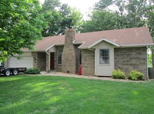1575 Fairway Ln, Nixa, MO 65714