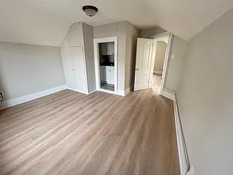 Rented by REALTY QUEST NEW YORK INC