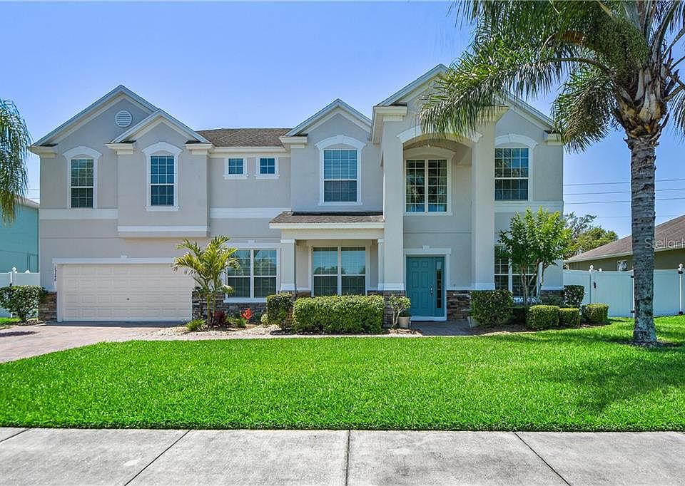 1st image of 15348 Firelight Dr