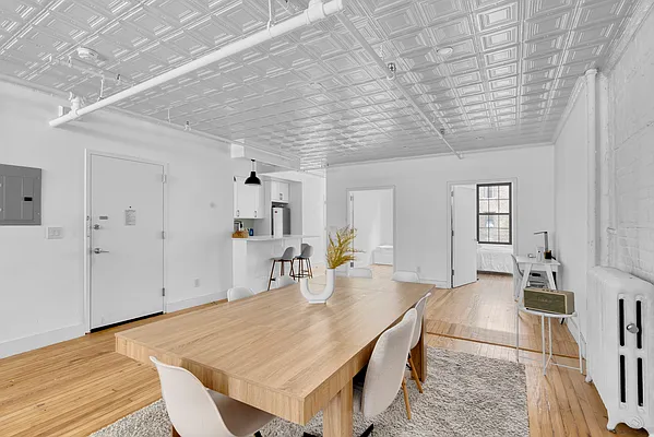 Rented by Compass | media 2