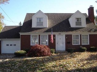 686 Budlong St, Adrian, MI 49221