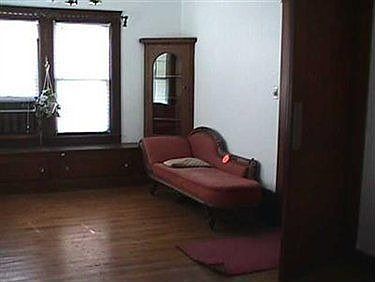 1st image of 1290 Ramona Ave