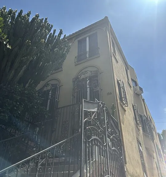 156 N Kenmore Ave — Photo 14
