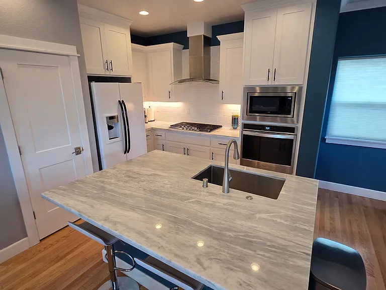 710 Landis Cir — Photo 11
