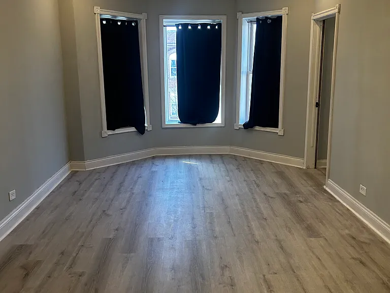 4118 W Van Buren St — Photo 2